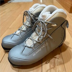 Rossignol Cross-Country Ski Boots size 39